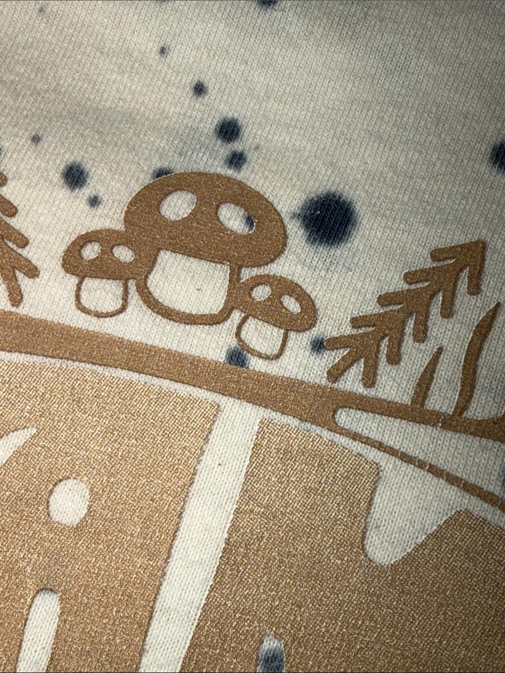 I AM GROOT Guardians of The Galaxy Marvel Studios Groovy Mushroom Splatter Tee - Picture 9 of 9